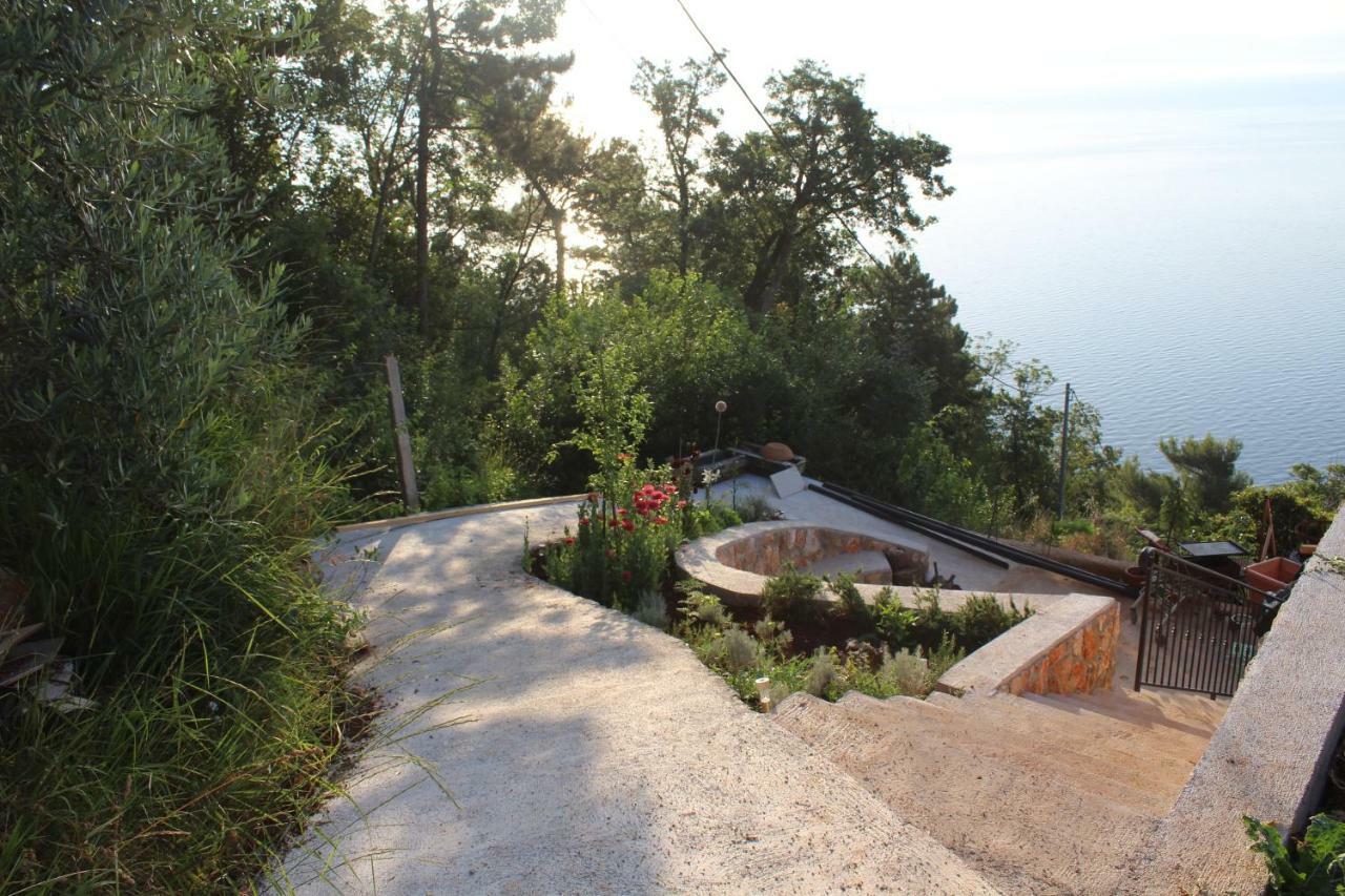 Mary'S Garden Villa Tulisevica Екстериор снимка